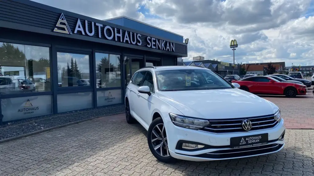 Photo 1 : Volkswagen Passat 2021 Diesel