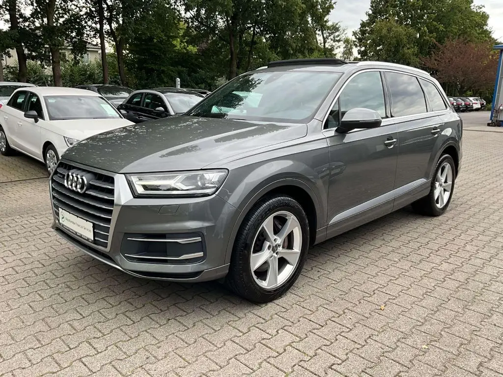 Photo 1 : Audi Q7 2015 Diesel