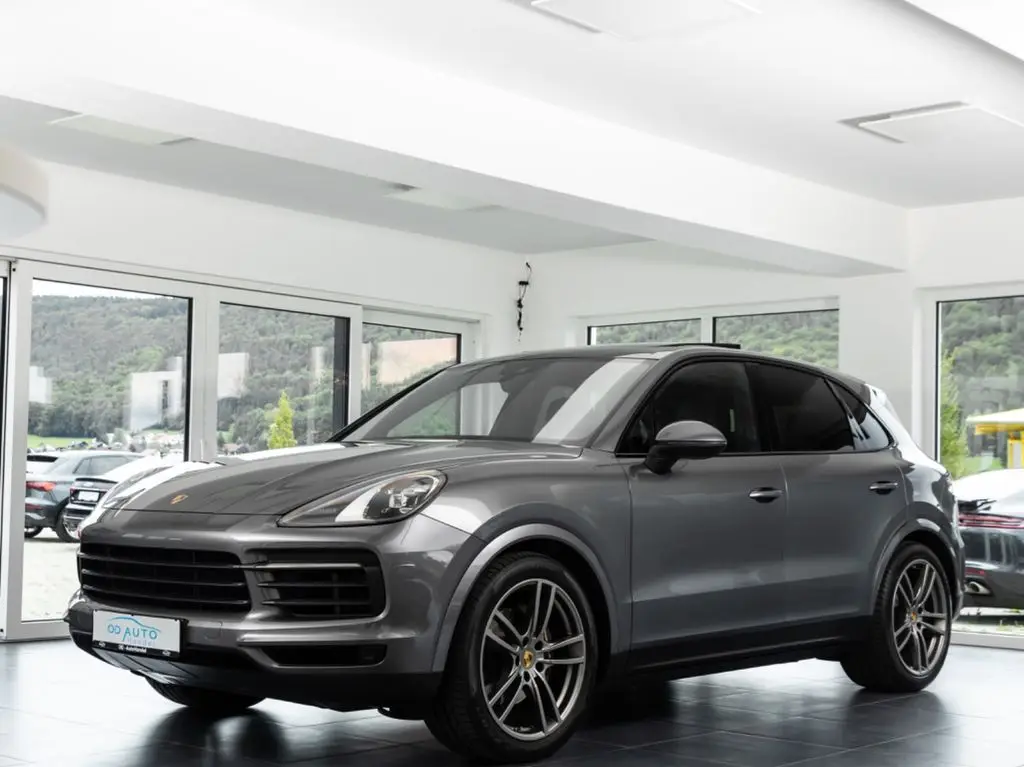 Photo 1 : Porsche Cayenne 2021 Essence