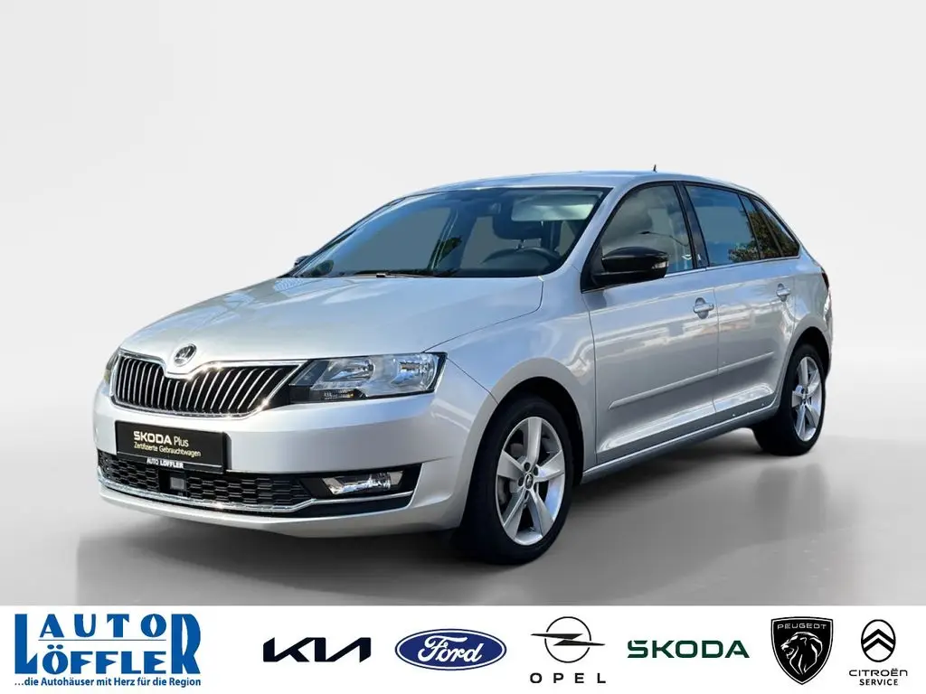 Photo 1 : Skoda Rapid 2017 Essence