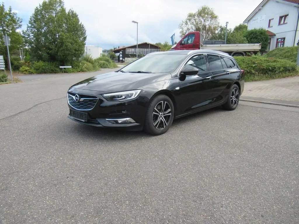 Photo 1 : Opel Insignia 2018 Essence