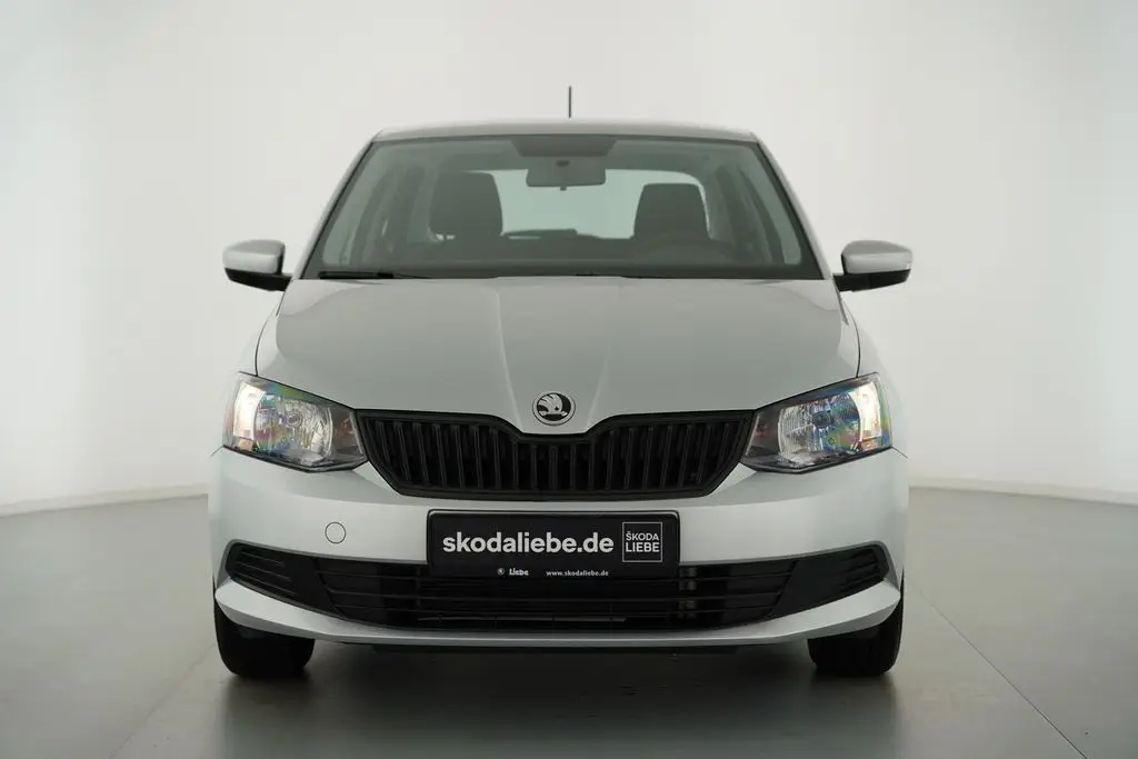 Photo 1 : Skoda Fabia 2018 Essence