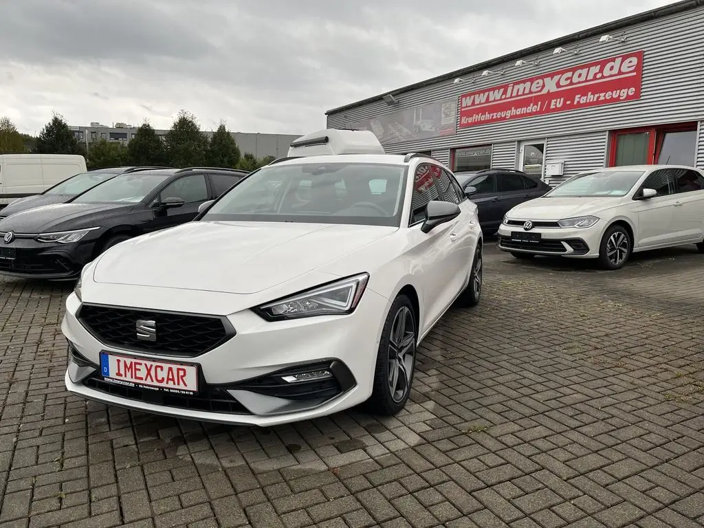 Photo 1 : Seat Leon 2023 Essence