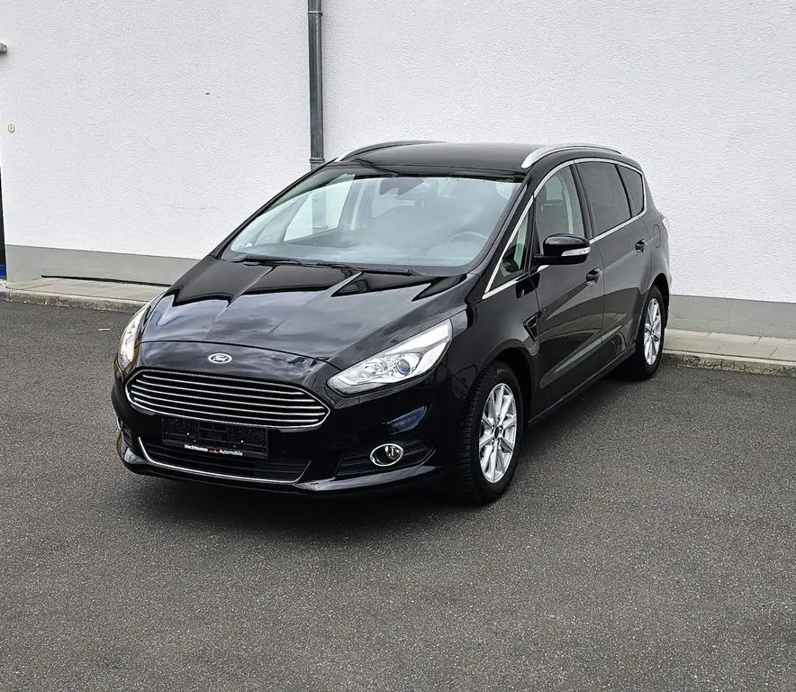 Photo 1 : Ford S-max 2018 Petrol