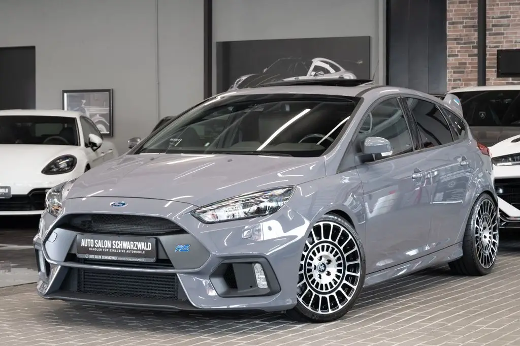 Photo 1 : Ford Focus 2017 Essence