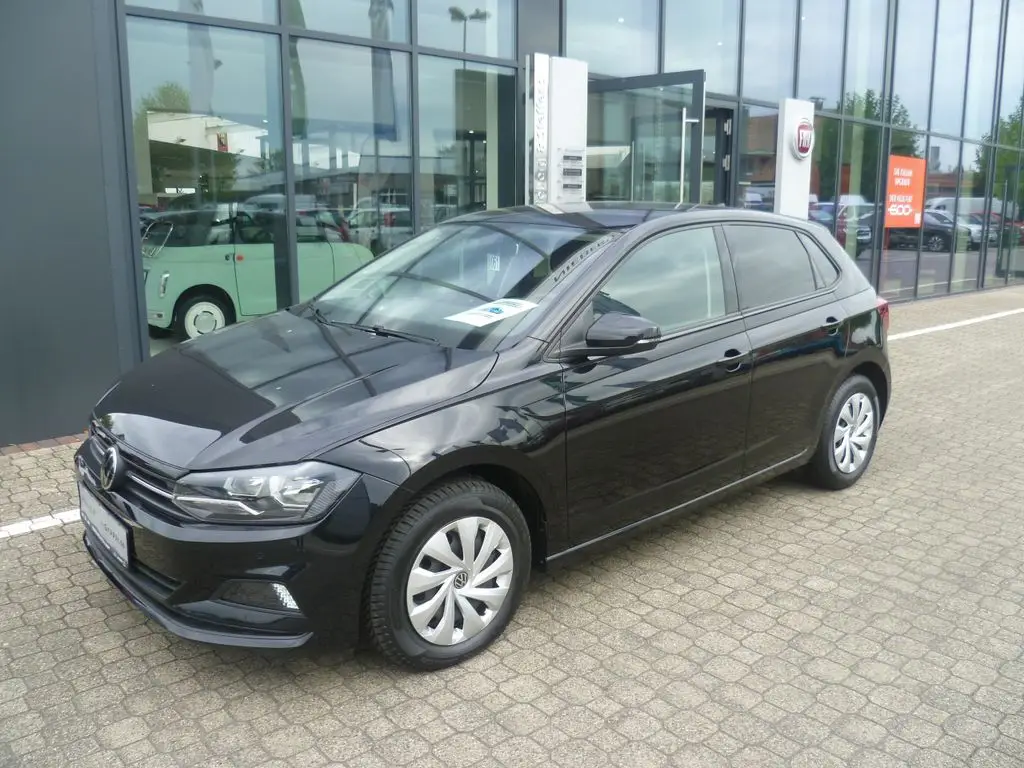 Photo 1 : Volkswagen Polo 2021 Petrol