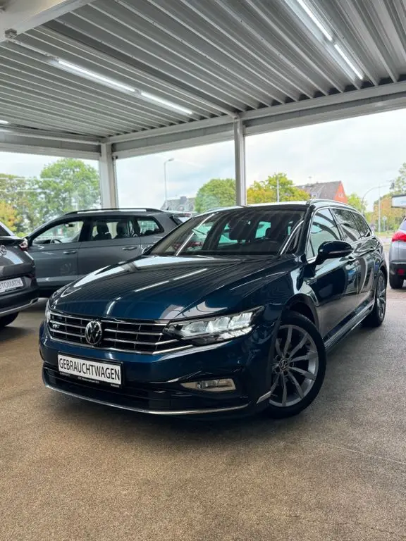 Photo 1 : Volkswagen Passat 2021 Diesel