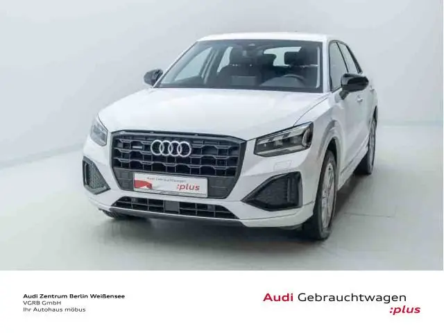 Photo 1 : Audi Q2 2021 Petrol