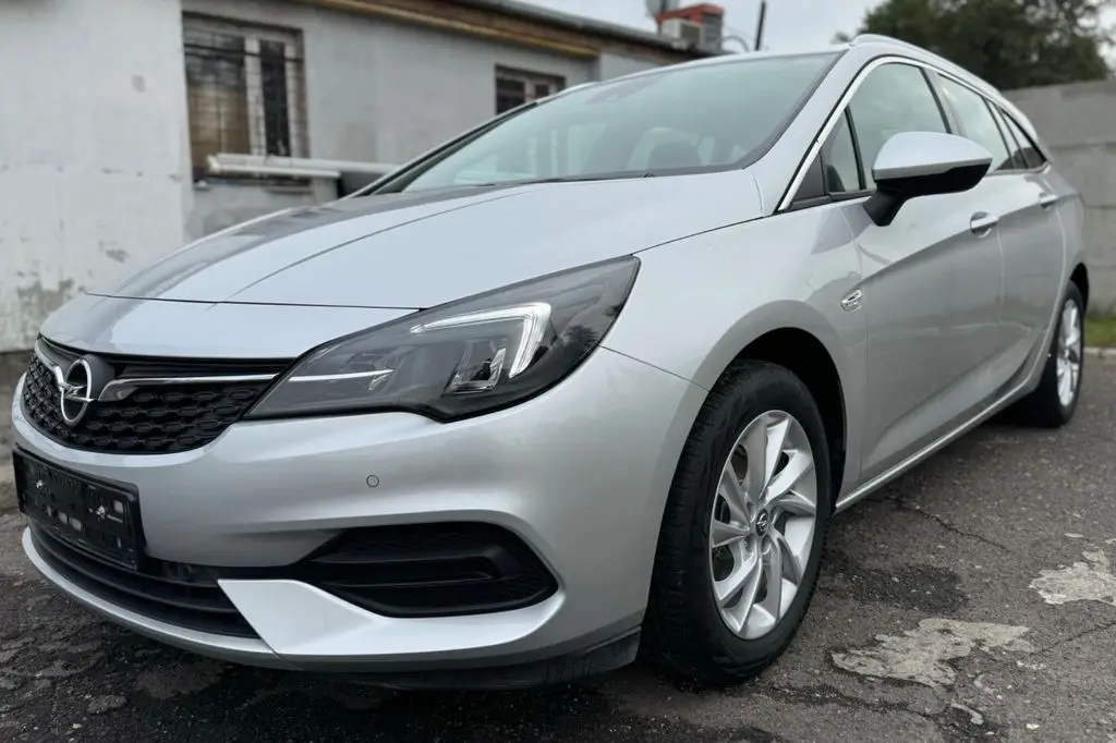 Photo 1 : Opel Astra 2020 Petrol