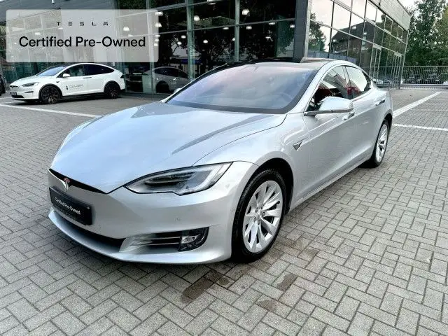 Photo 1 : Tesla Model S 2018 Non renseigné