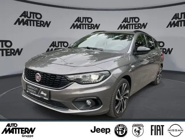 Photo 1 : Fiat Tipo 2020 Petrol