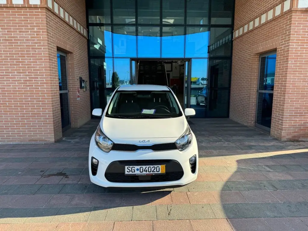 Photo 1 : Kia Picanto 2023 Essence