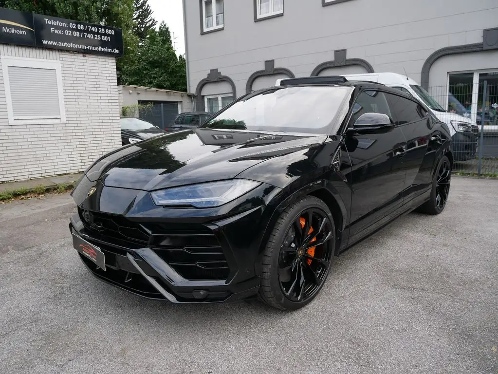 Photo 1 : Lamborghini Urus 2019 Petrol