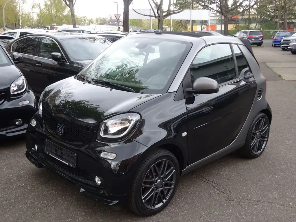 Photo 1 : Smart Fortwo 2017 Petrol