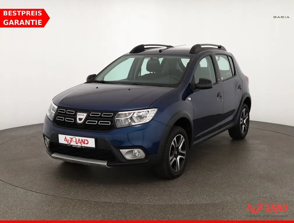 Photo 1 : Dacia Sandero 2018 Petrol