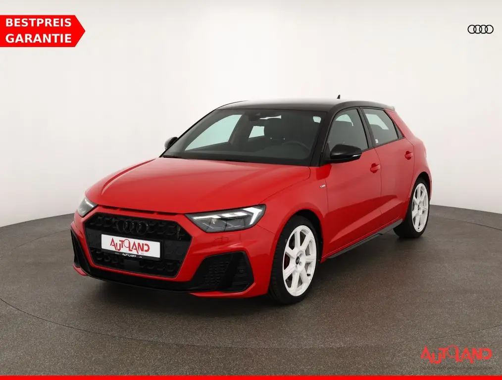 Photo 1 : Audi A1 2019 Essence