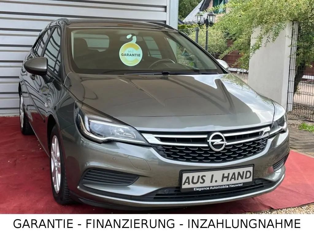 Photo 1 : Opel Astra 2018 Diesel