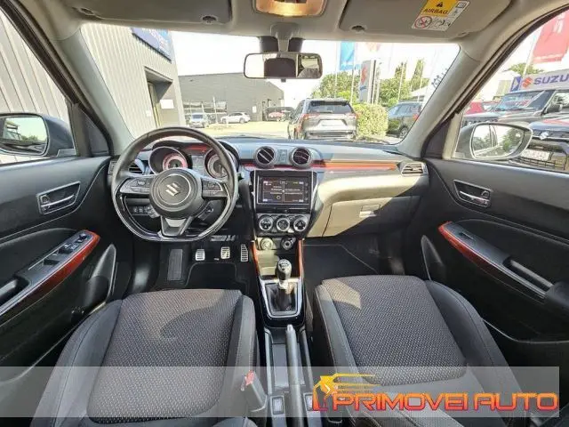 Photo 1 : Suzuki Swift 2019 Essence