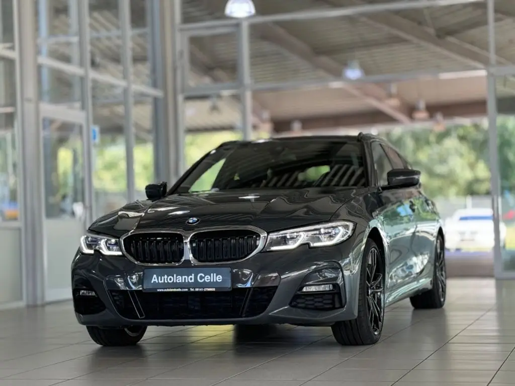 Photo 1 : Bmw Serie 3 2021 Hybrid