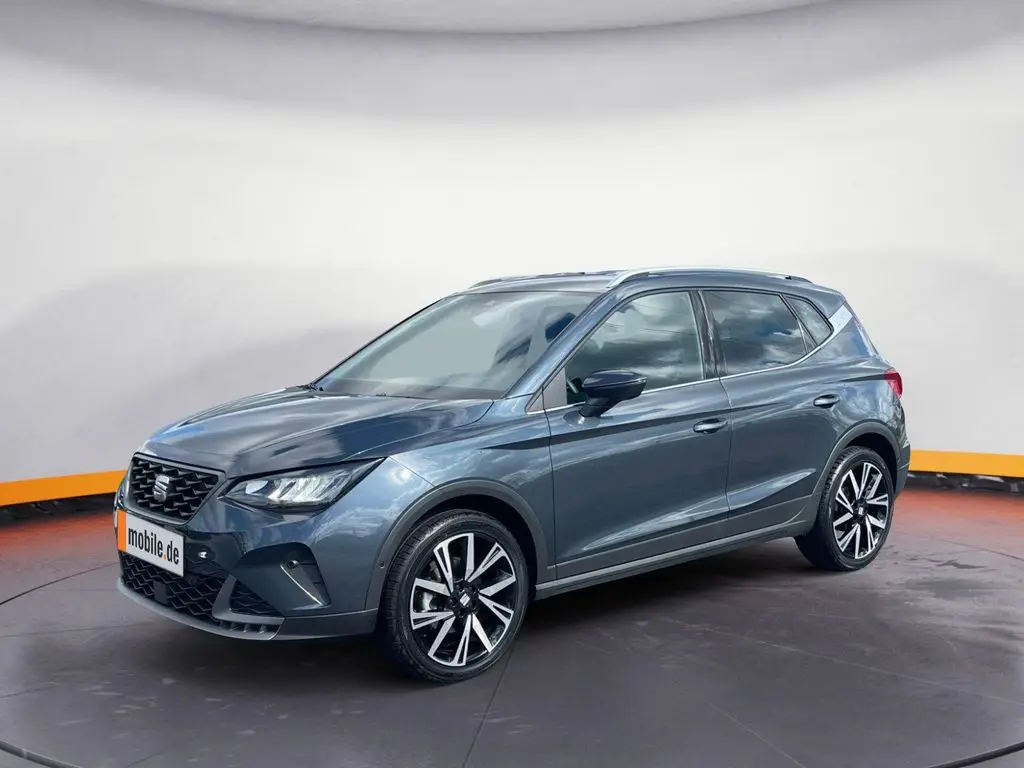 Photo 1 : Seat Arona 2023 Petrol