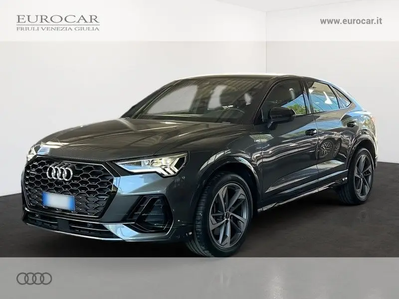 Photo 1 : Audi Q3 2021 Autres