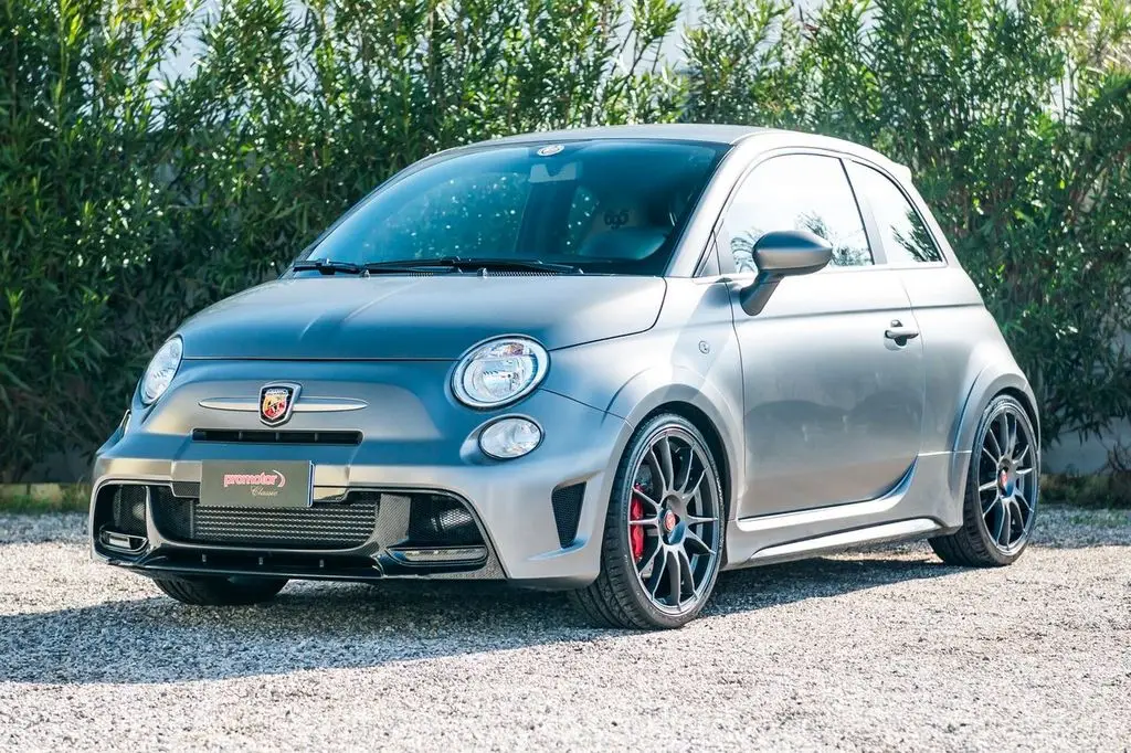 Photo 1 : Abarth 695 2016 Petrol