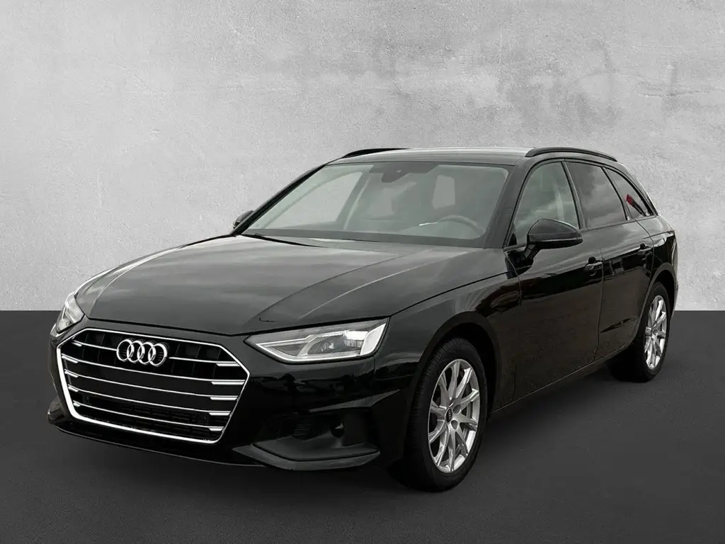 Photo 1 : Audi A4 2021 Essence