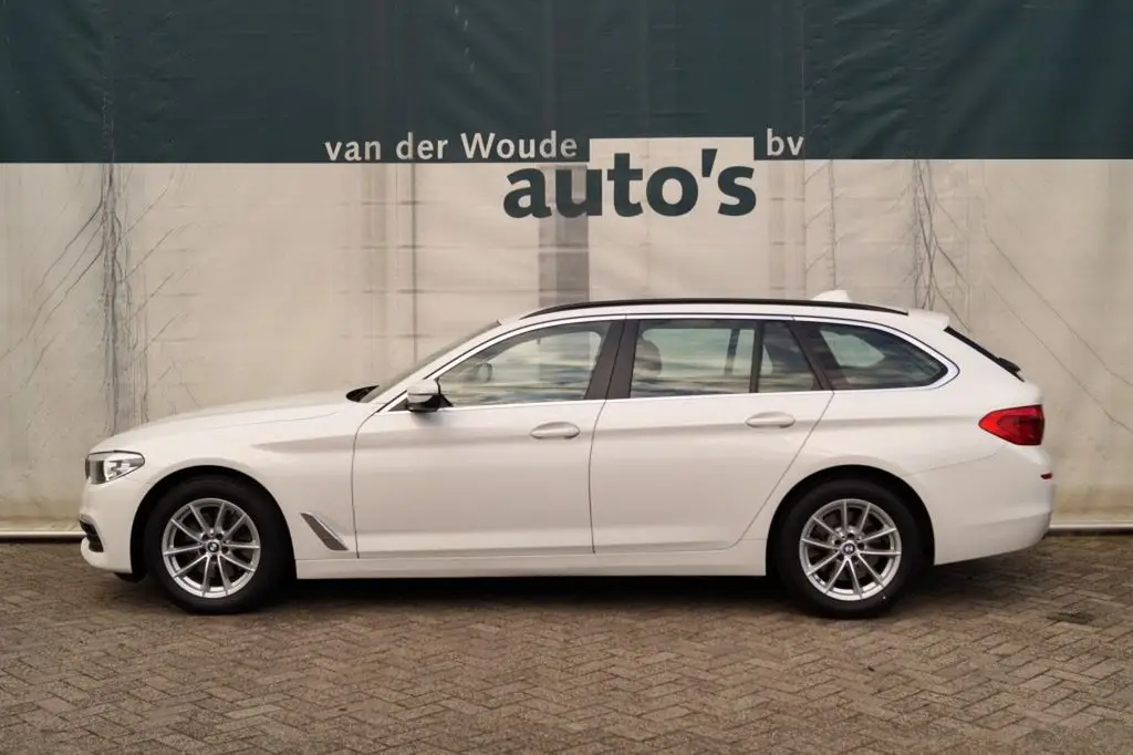 Photo 1 : Bmw Serie 5 2019 Petrol