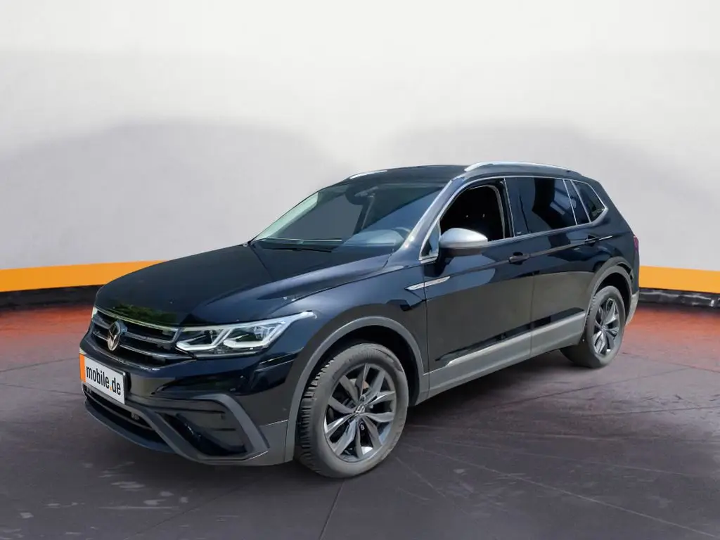 Photo 1 : Volkswagen Tiguan 2023 Essence