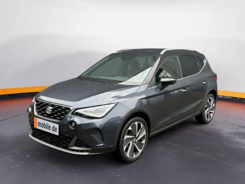 Photo 1 : Seat Arona 2024 Petrol