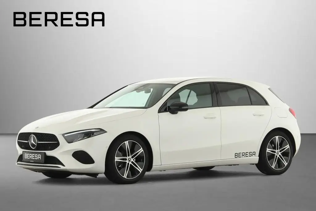 Photo 1 : Mercedes-benz Classe A 2024 Essence