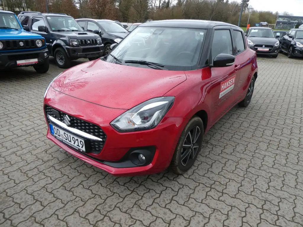 Photo 1 : Suzuki Swift 2023 Petrol