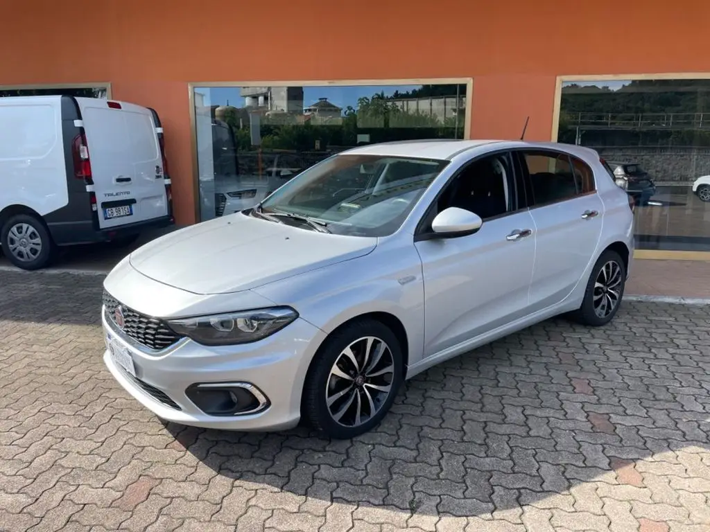 Photo 1 : Fiat Tipo 2018 Diesel