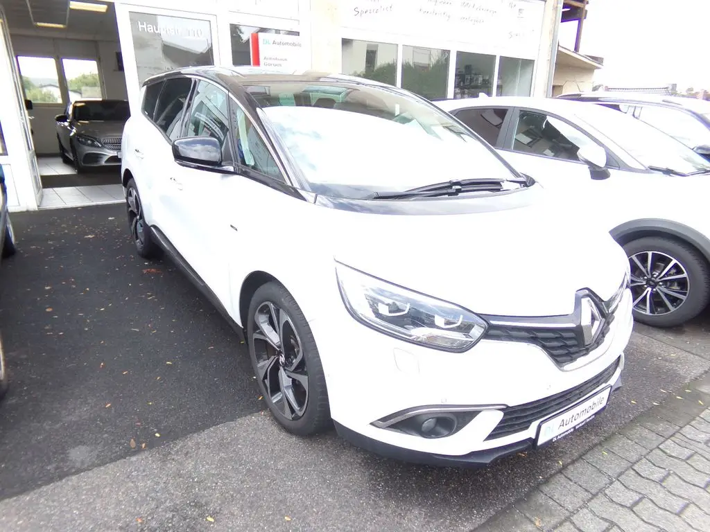 Photo 1 : Renault Scenic 2019 Petrol