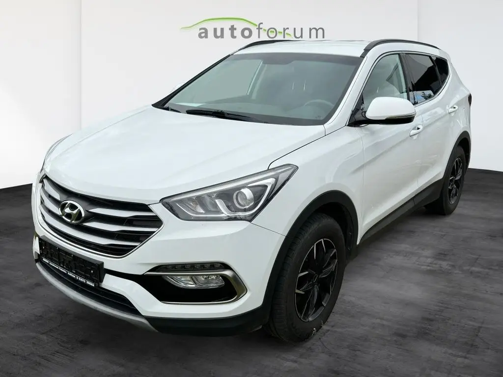 Photo 1 : Hyundai Santa Fe 2019 Petrol