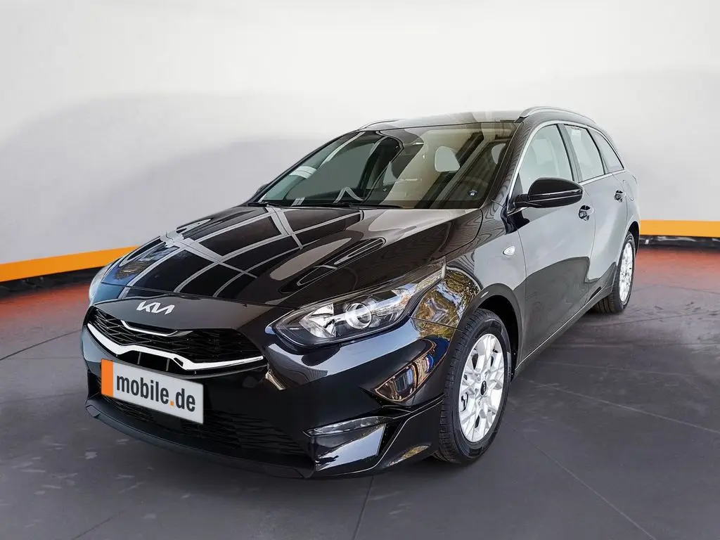 Photo 1 : Kia Ceed 2024 Petrol