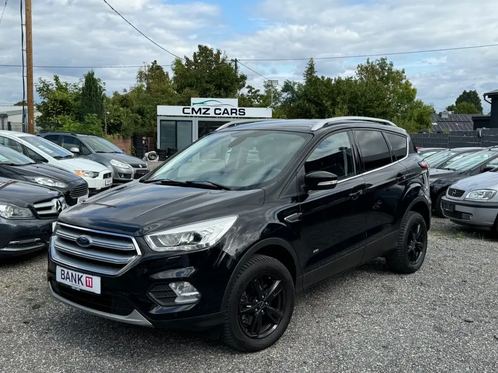 Photo 1 : Ford Kuga 2019 Essence