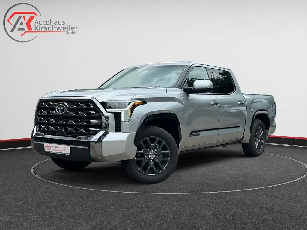 Photo 1 : Toyota Tundra 2023 Hybrid