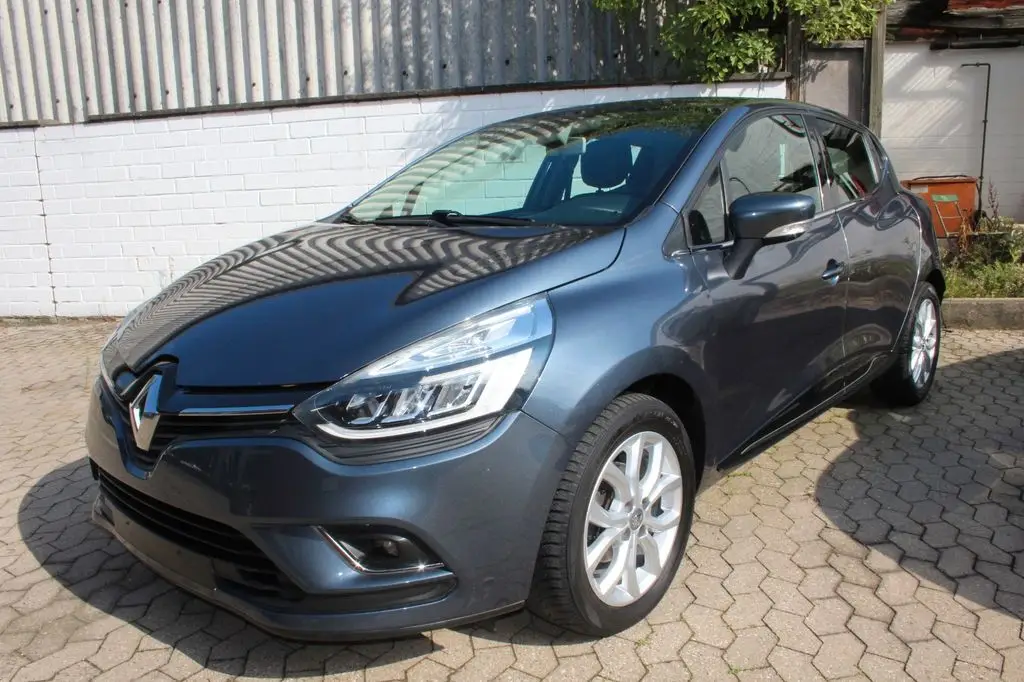 Photo 1 : Renault Clio 2017 Petrol