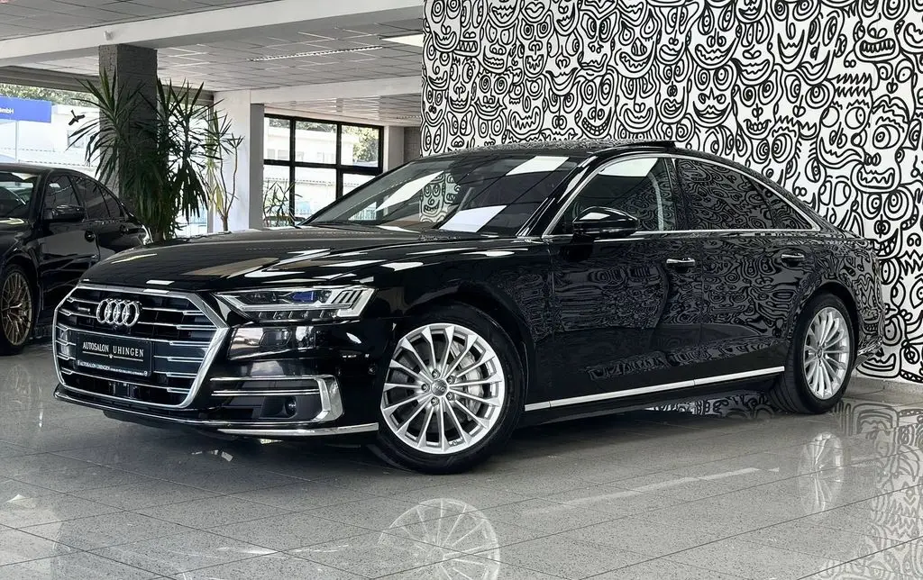 Photo 1 : Audi A8 2019 Petrol