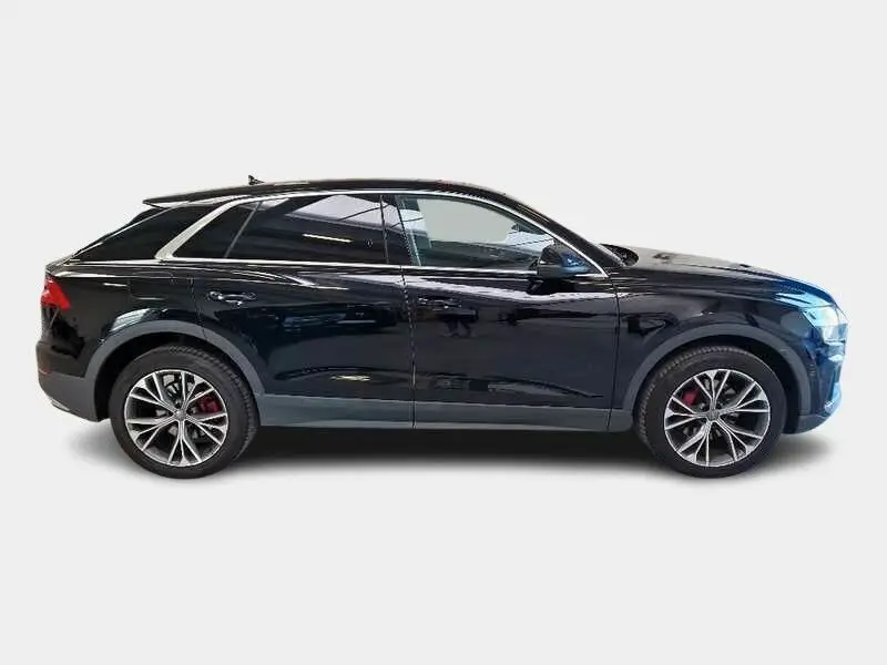 Photo 1 : Audi Q8 2020 Hybride