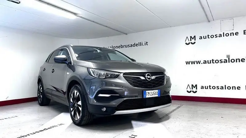 Photo 1 : Opel Grandland 2018 Essence