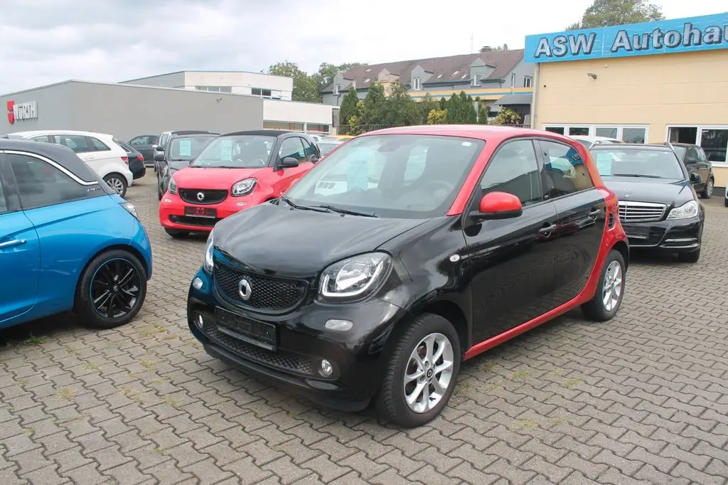 Photo 1 : Smart Forfour 2019 Petrol