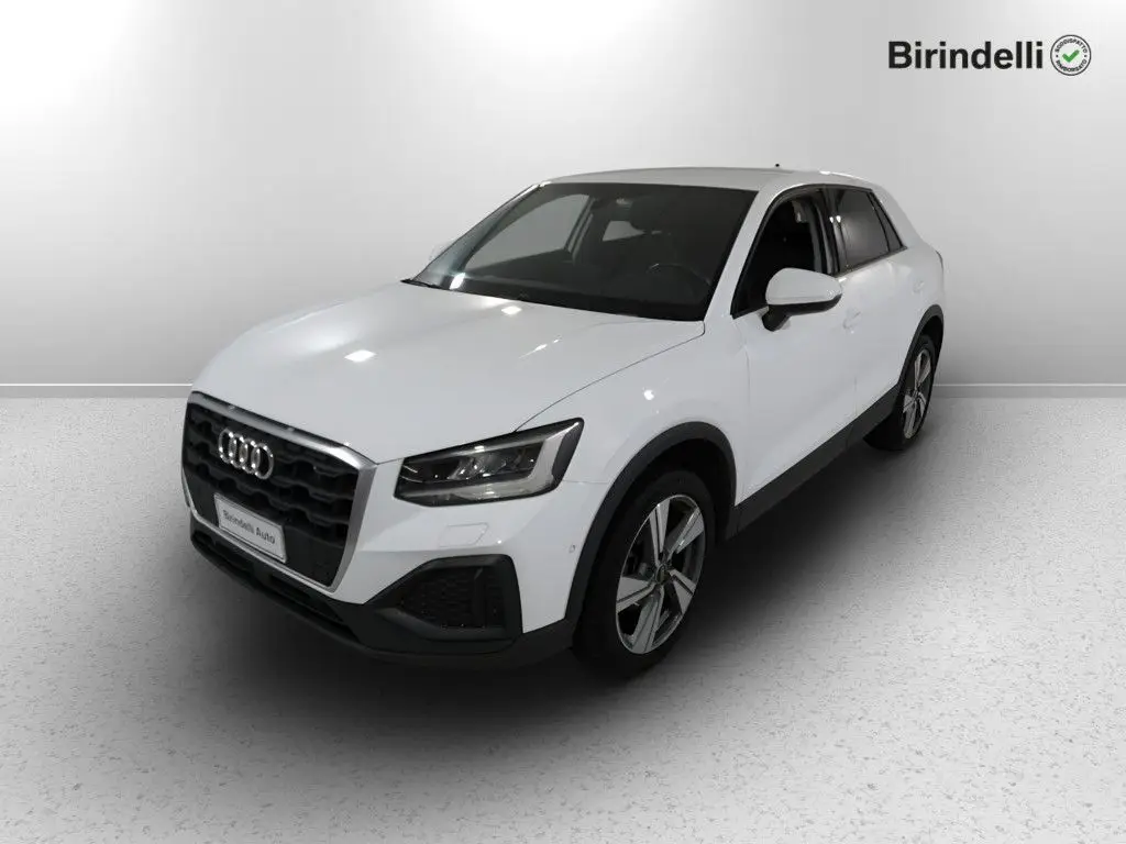 Photo 1 : Audi Q2 2021 Essence