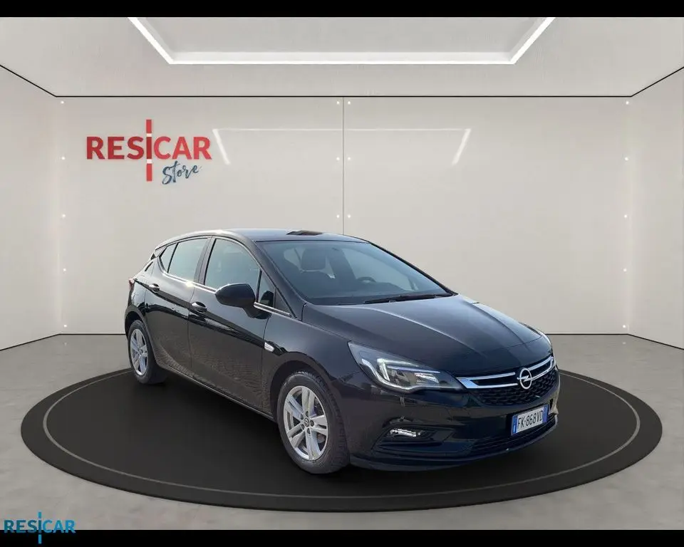 Photo 1 : Opel Astra 2017 Diesel