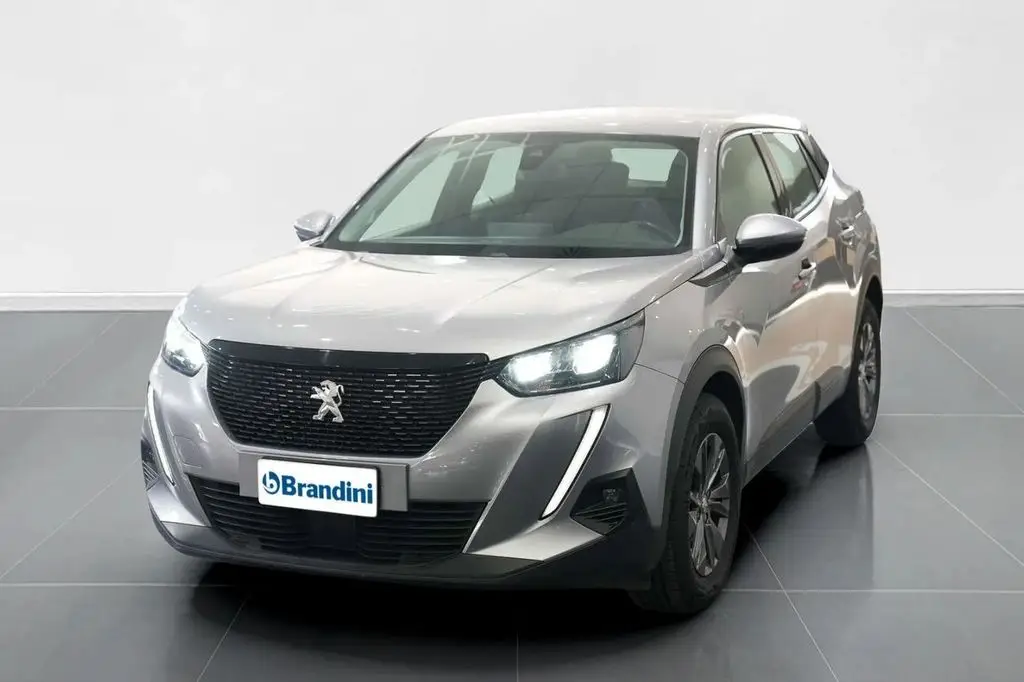 Photo 1 : Peugeot 2008 2021 Petrol