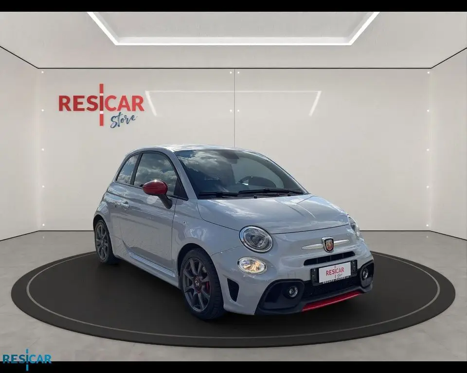 Photo 1 : Abarth 595 2022 Petrol