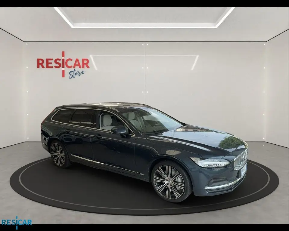 Photo 1 : Volvo V90 2023 Hybride