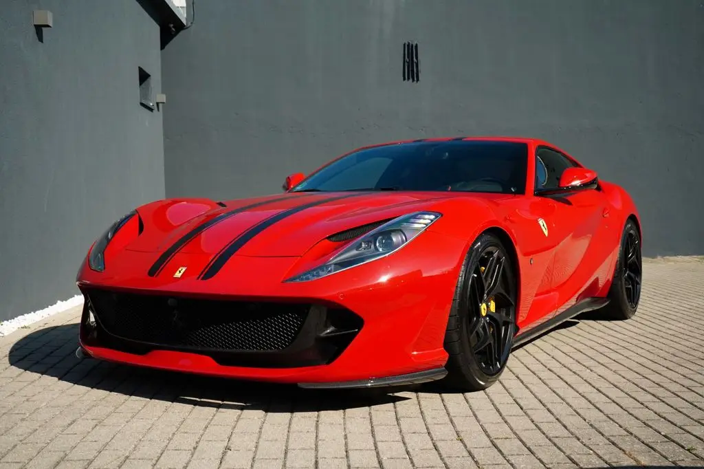 Photo 1 : Ferrari 812 2018 Essence