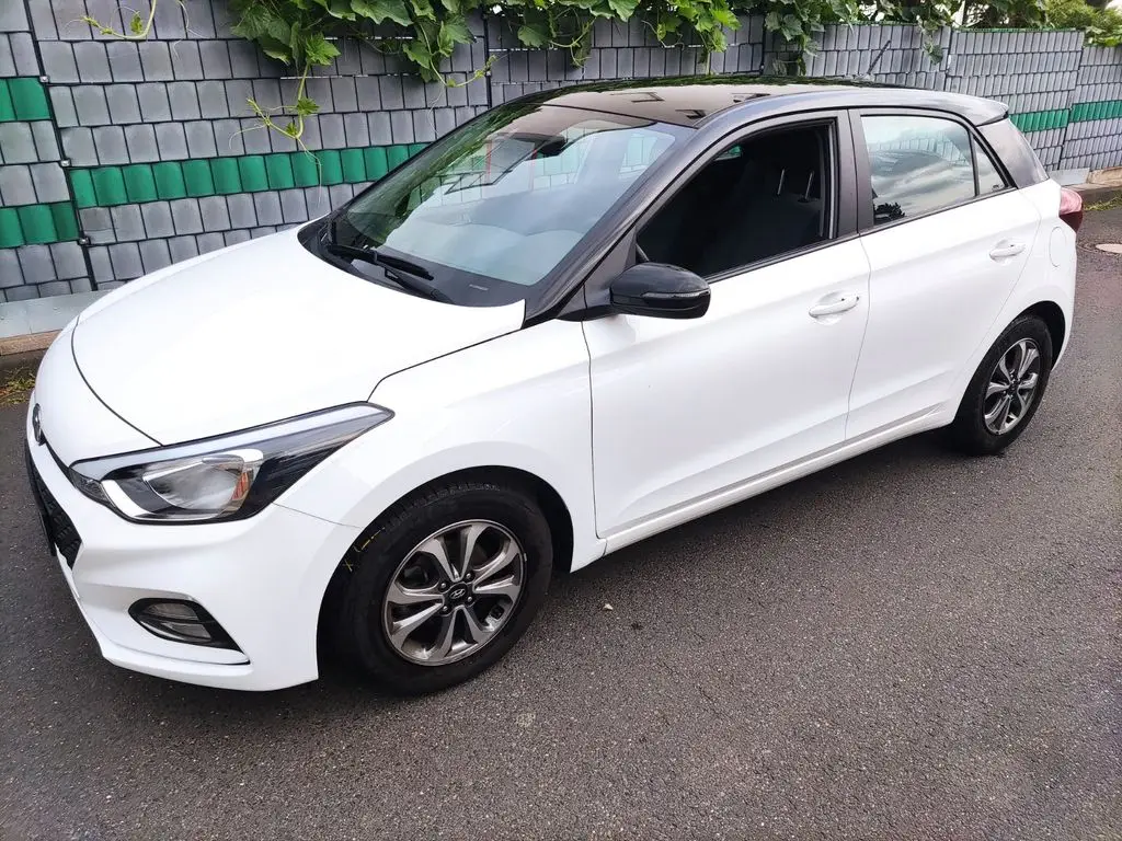 Photo 1 : Hyundai I20 2019 Petrol